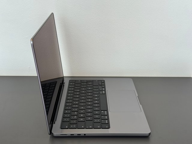 MacBook Pro con GARANTIA