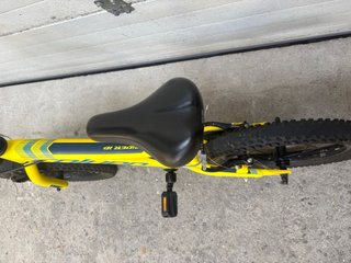 Bicicleta infantil amarilla coluer 16