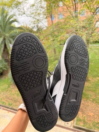 Zapatillas Puma altas negras y blancas
