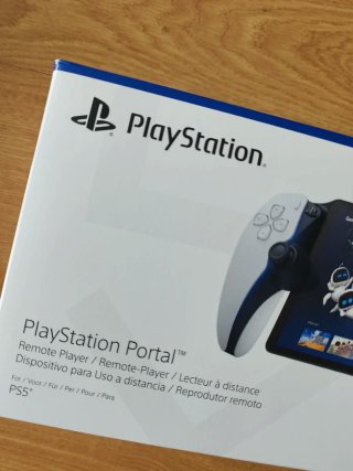 PlayStation Portal + Maletín