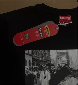 Maglietta supreme