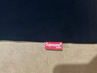 Maglietta supreme