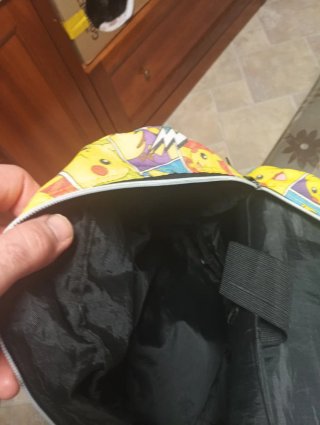 Mochila Pikachu Comic