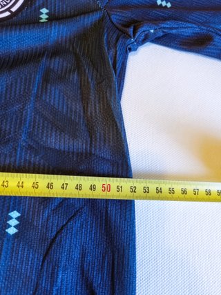 Camiseta azul y verde talla L