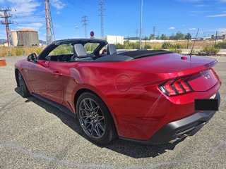 FORD MUSTANG GT V8 DESCAPOTABLE 2025
