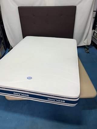 Base tapizada y colchón BEDLAND 135x180