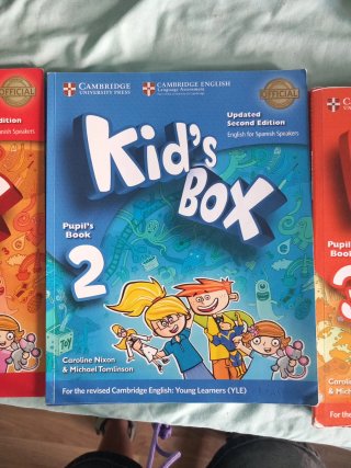 Ingles. Kids box 2 .Cambridge