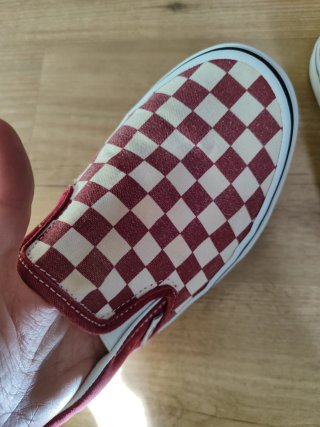 Vans cuadros granate y beige