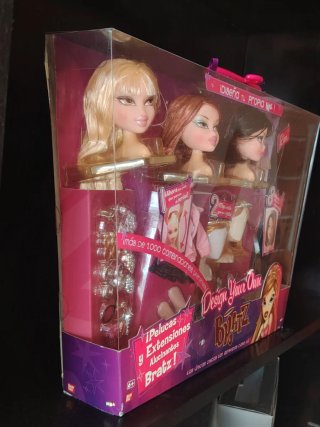 Bratz Rina Head Gamez con Accesorios