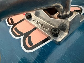Skate Toy Machine 8.25 amb eixos Thunder
