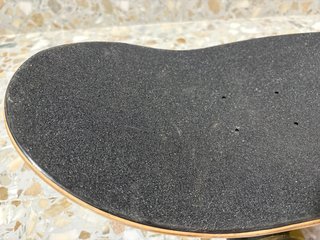 Skate Toy Machine 8.25 amb eixos Thunder