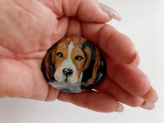 Hand-painted Beagle Stone Art