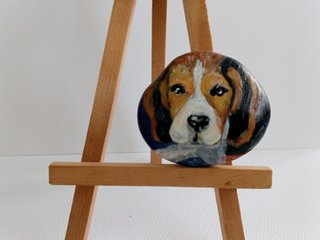 Hand-painted Beagle Stone Art