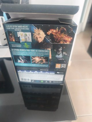 Final Fantasy VII Remake Deluxe Edition PS4