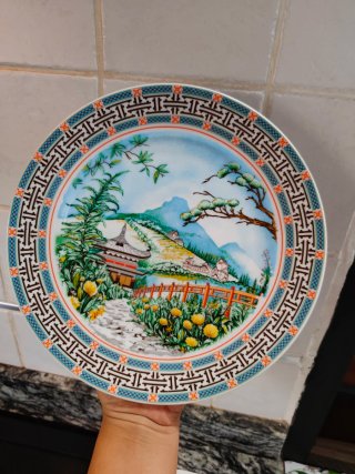 Plato decorativo vintage chino pintado