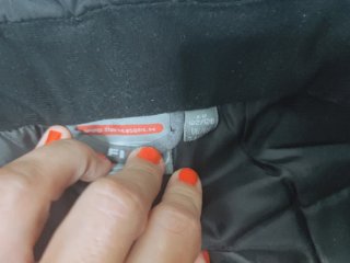 Chaqueta de nieve azul y negra. Talla 122-128 niño