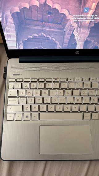 Portátil HP 15,6” Ryzen 5 | 12GB RAM | 512GB SSD |