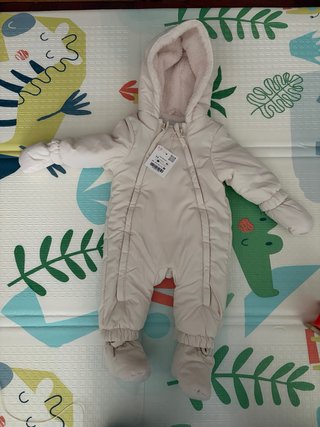 Buzo Zara bebé invierno