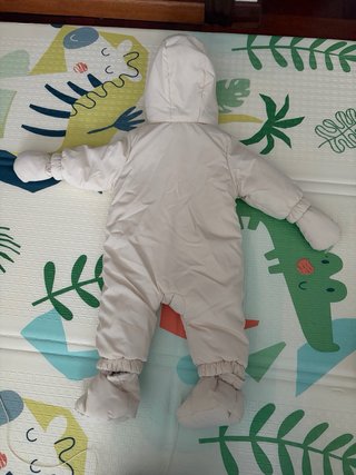 Buzo Zara bebé invierno