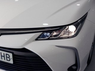 Toyota Corolla Sedan 1.5 92 kW (125 CV)