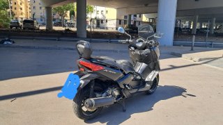 Maxi Scooter Negra