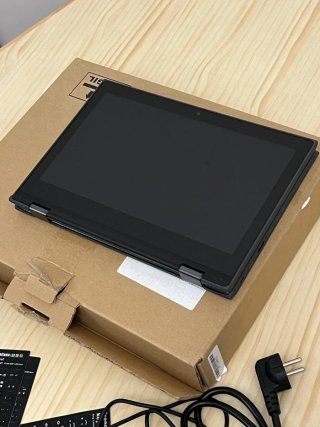 Portátil Lenovo 300E Chromebook tacitil 11.6 FHD