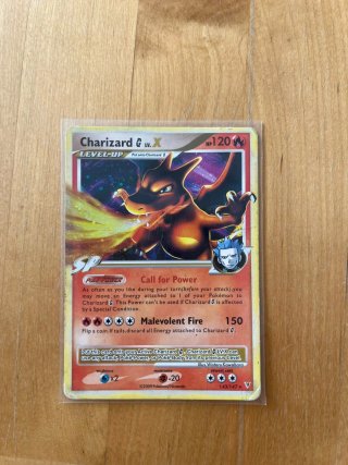 Carta Pokémon Charizard LV. X 143/147