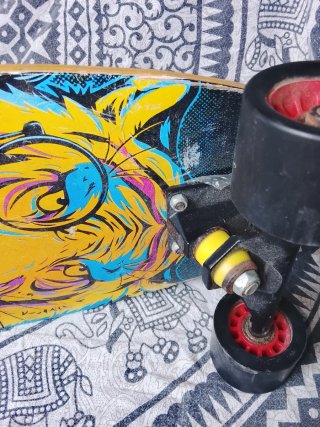 Patinete con diseño de tigre