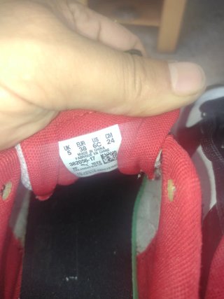 Tenis Puma Rojos y Blancos Niños/Niñas