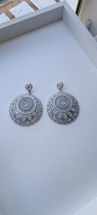 Pendientes plateados grandes diseño filigrana
