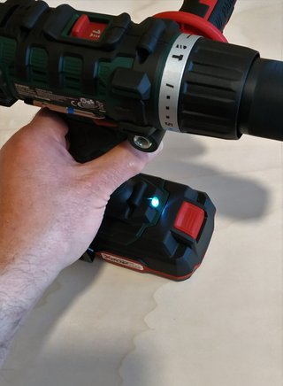 Taladro percutor PARKSIDE 20v +Batería 2A+Cargador