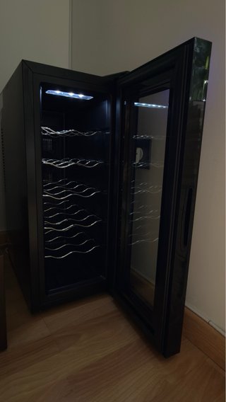 Vinoteca refrigerada 1250 CoolCrystal