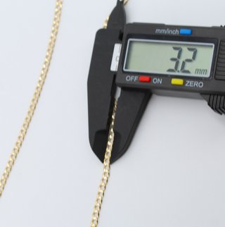 Cadena de oro de 18k. Peso: 11.83 gr.