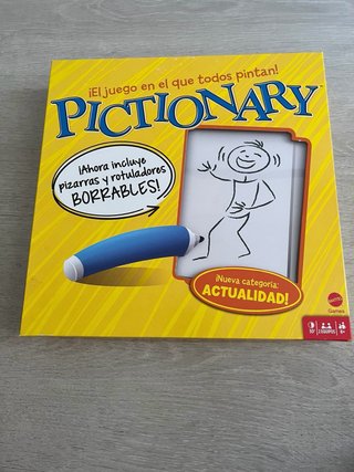 Juego de mesa Pictionary con pizarras y rotuladore