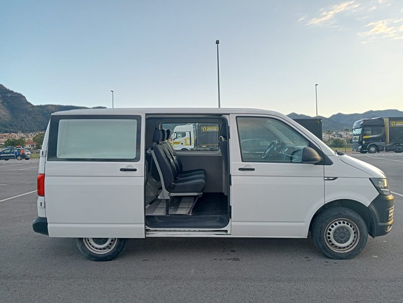 Volkswagen Transporter Kombi 2.0 TDI BMT 2017, foto 6