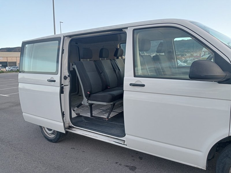 Volkswagen Transporter Kombi 2.0 TDI BMT 2017, foto 7