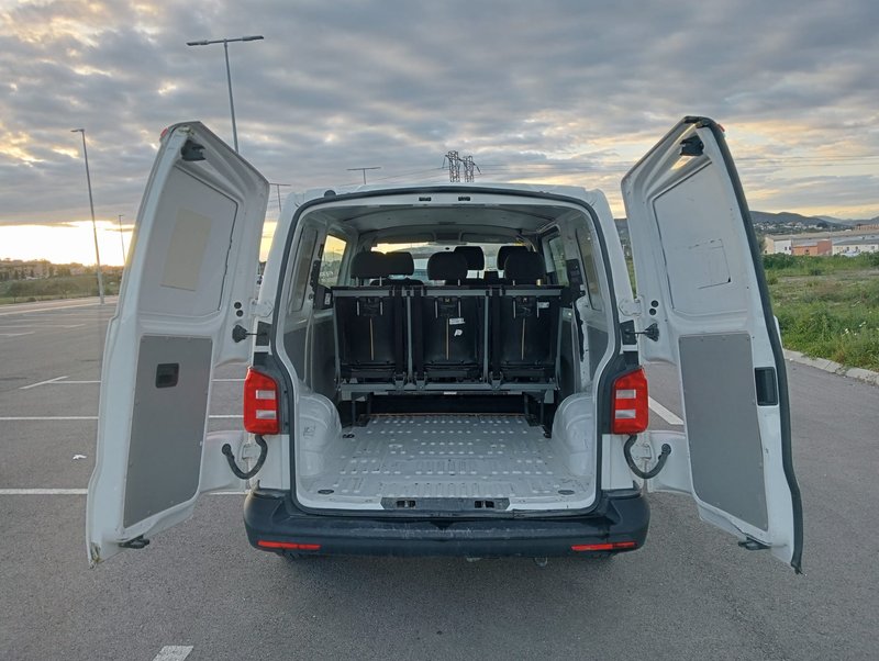 Volkswagen Transporter Kombi 2.0 TDI BMT 2017, foto 8