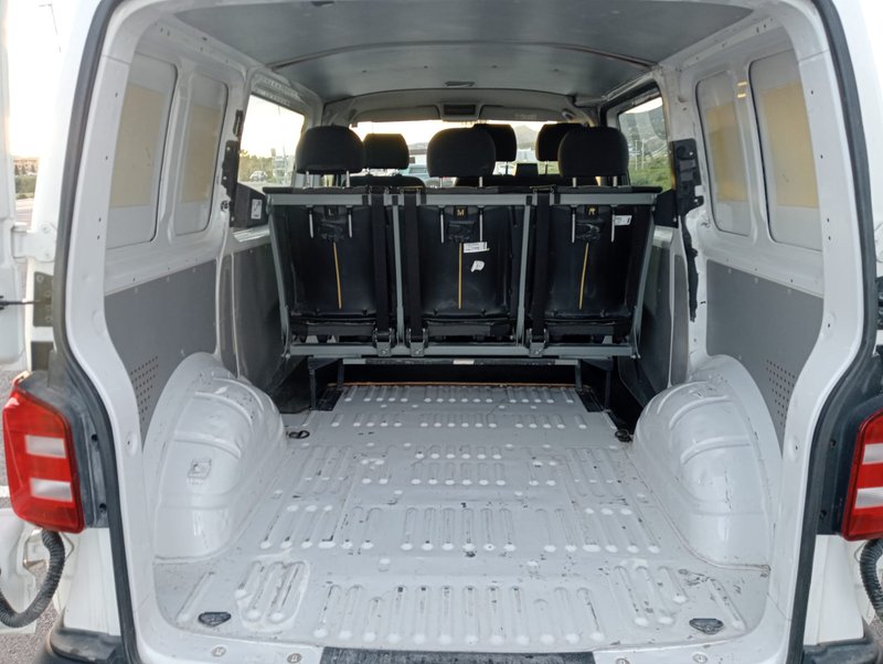 Volkswagen Transporter Kombi 2.0 TDI BMT 2017, foto 9
