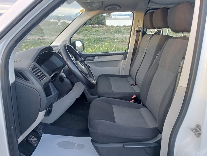 Volkswagen Transporter Kombi 2.0 TDI BMT 2017, foto 10