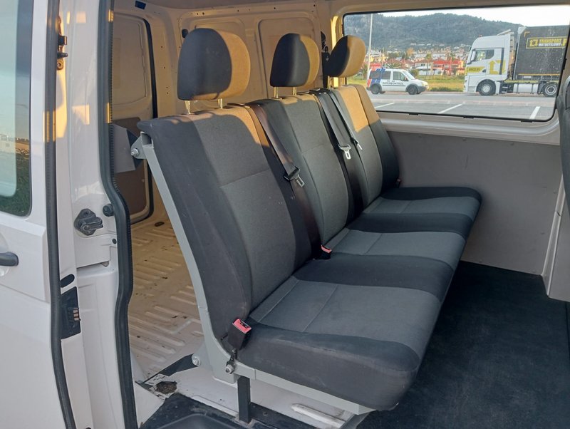 Volkswagen Transporter Kombi 2.0 TDI BMT 2017, foto 18