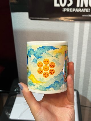 Taza Dragon Ball con Shenlong y Goku