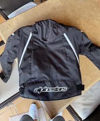 Chaqueta Alpinestars Negra con Capucha