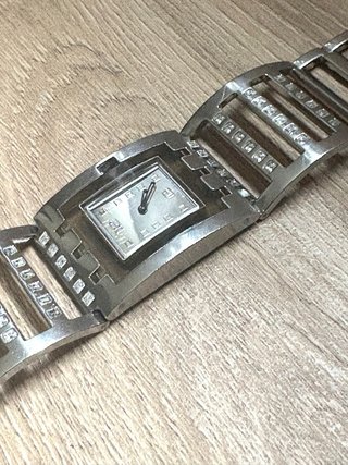 Orologio bracciale Square Irony Swatch
