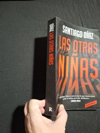 Santiago Díaz. Las otras niñas