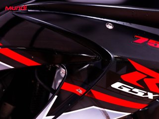 SUZUKI GSX-R 750 K6-K7