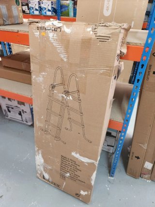 Escalera Intex para Piscinas