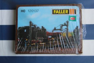 Faller H0 120137 dos aguadas con caja