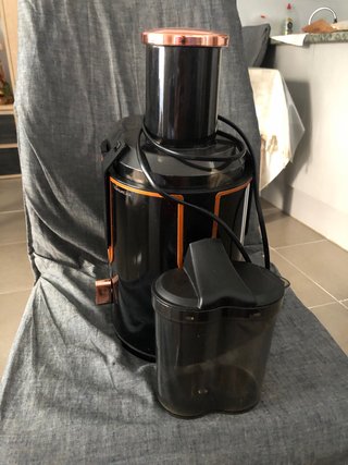 Licuadora Cecotec Titanium Disk Negra