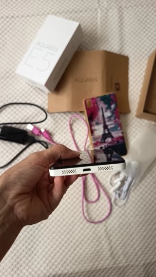 Móvil BQ Aquaris blanco 5"