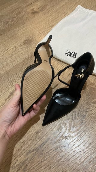 Zapatos de tacón Zara negros talla 37